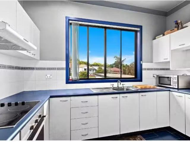 House for rent in Wollongong West, New South Wales