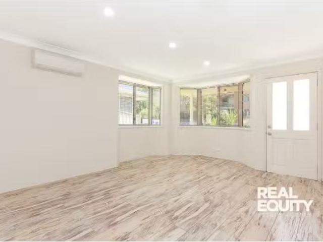 Condo for rent in Sydney, New South Wales