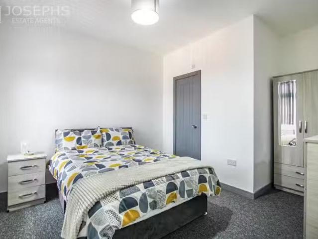 House for rent in Lee Bank, Greater Manchester