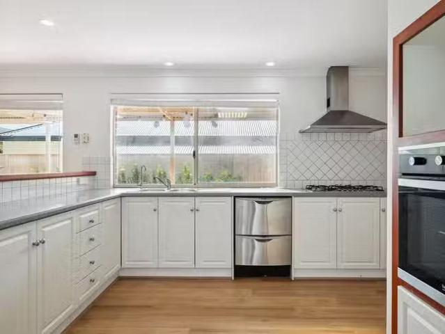 House for rent in Canning Vale, Western Australia