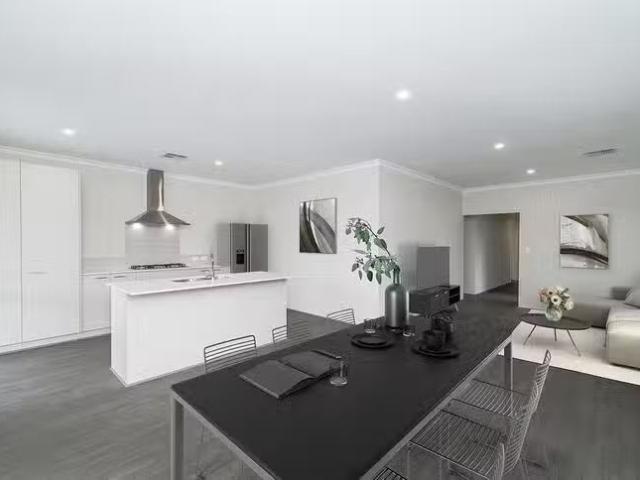 House for rent in Caversham, Western Australia