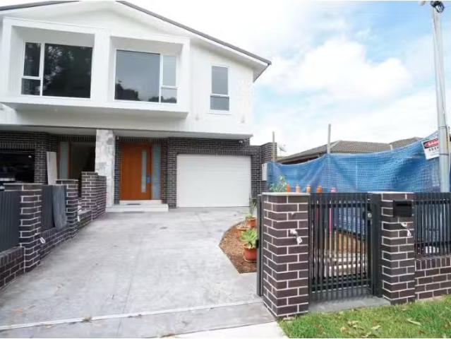Condo for rent in Sydney, New South Wales