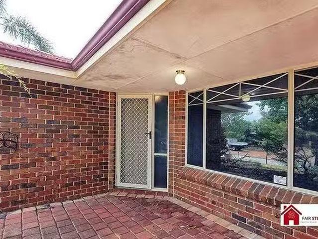House for rent in Seville Grove, Western Australia