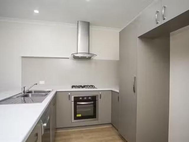 House for rent in Banksia Grove, Western Australia