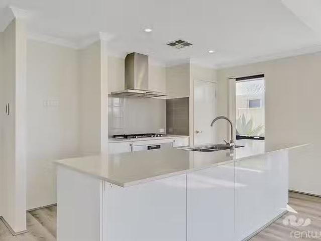 House for rent in Parklands, Western Australia