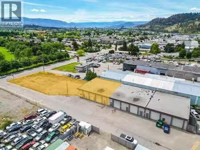 House for rent in Winfield, British Columbia