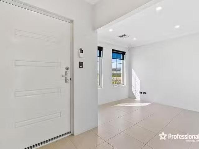 House for rent in Caversham, Western Australia