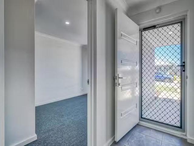 House for rent in Hammond Park, Western Australia