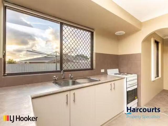 House for rent in Spearwood, Western Australia