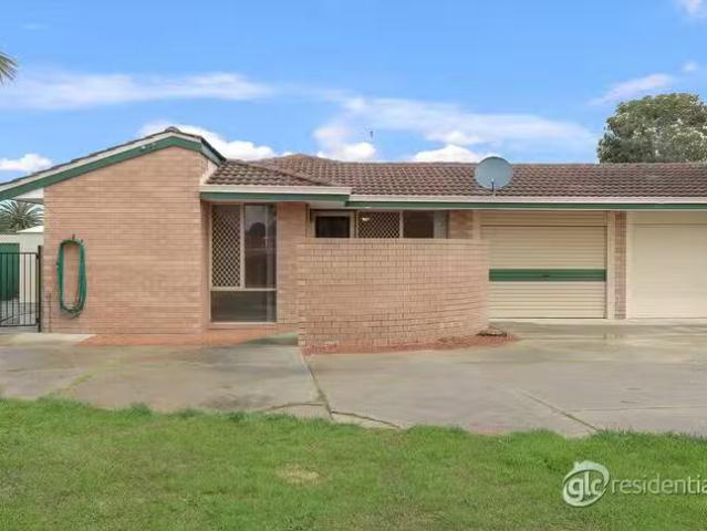 House for rent in South Lake, Western Australia