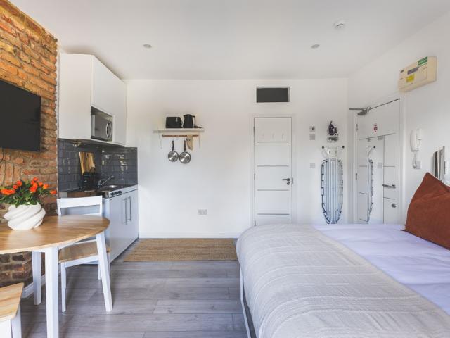Studio for rent in Kilburn, Greater London