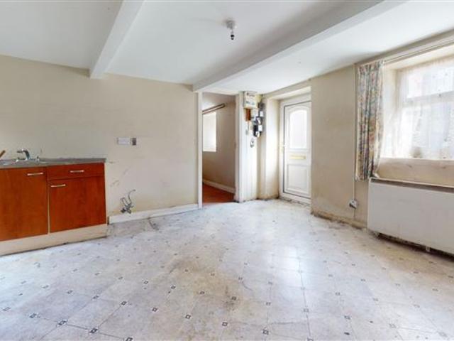 Terraced House for sale in Mayo, Connacht