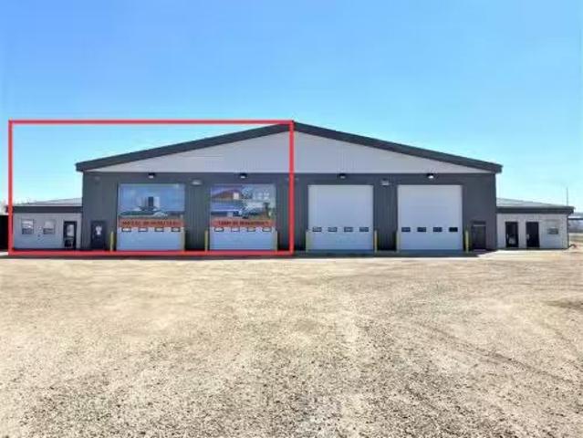 House for rent in Woking, Alberta