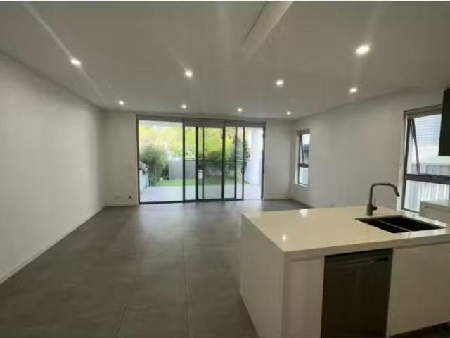 Condo for rent in Sydney, New South Wales