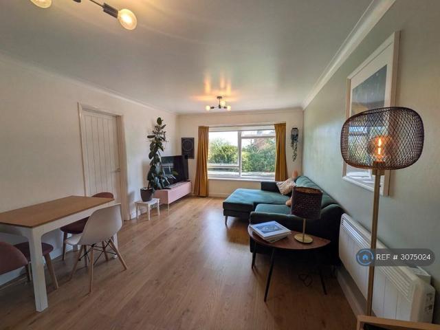 Apartment for rent in Barnet Vale, Greater London