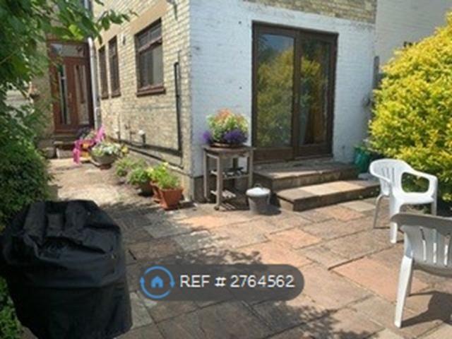 Room for rent in New Barnet, Greater London