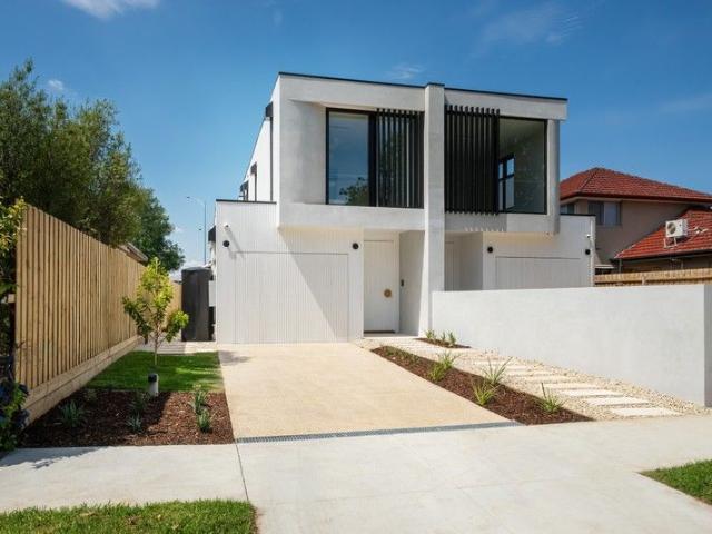 Townhouse for sale in Camerons Creek, Victoria