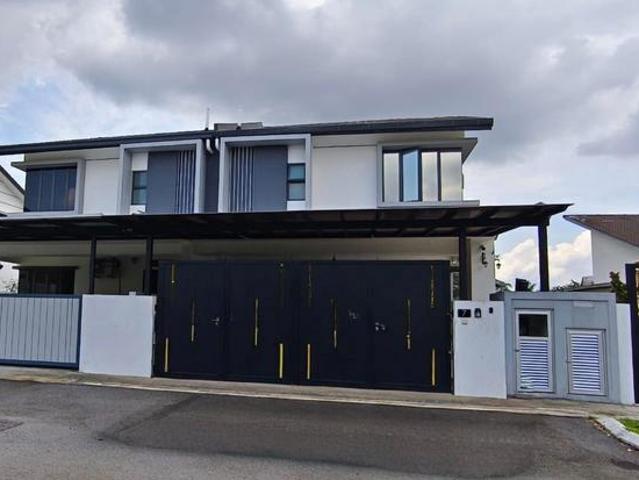 Residential House for sale in Sendayan Village, Negeri Sembilan