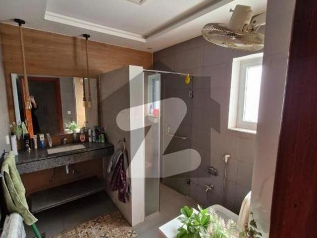 House for sale in Peshawar, North West Frontier Province