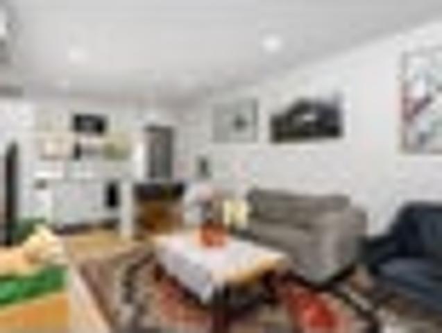Apartment for sale in Papatoetoe