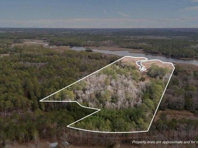 Land for sale in New Bern, North Carolina
