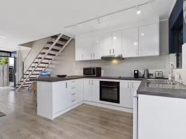 Apartment for rent in Toombul, Queensland