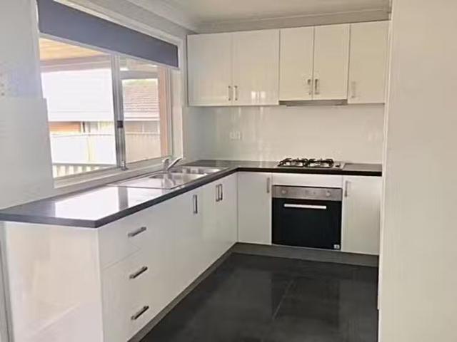 House for rent in Bossley Park, New South Wales