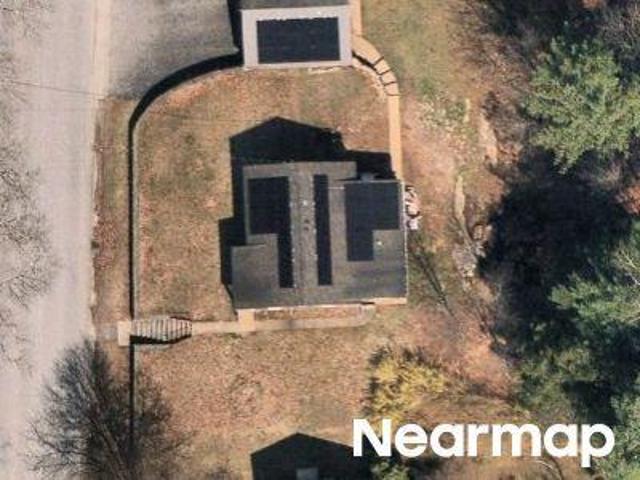 House for sale in Fiskdale, Massachusetts
