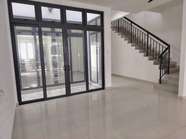 Terraced House for rent in Wellesley, Penang