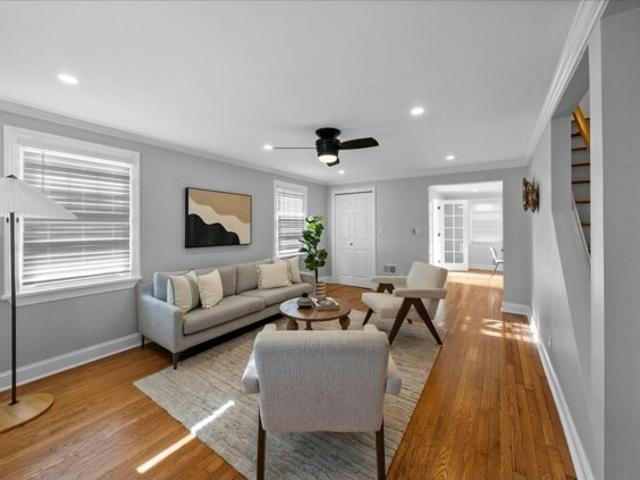 House for sale in Bergenfield, New Jersey