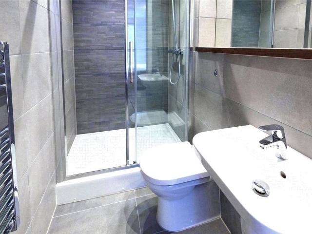 Apartment for rent in City Centre, Salford