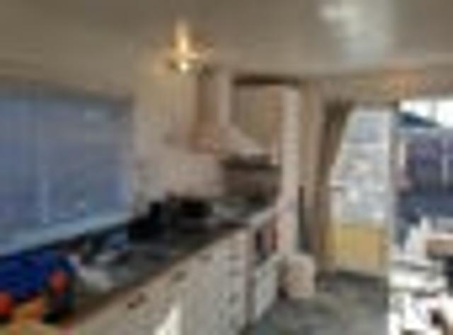 House for rent in Chaslands, Canterbury
