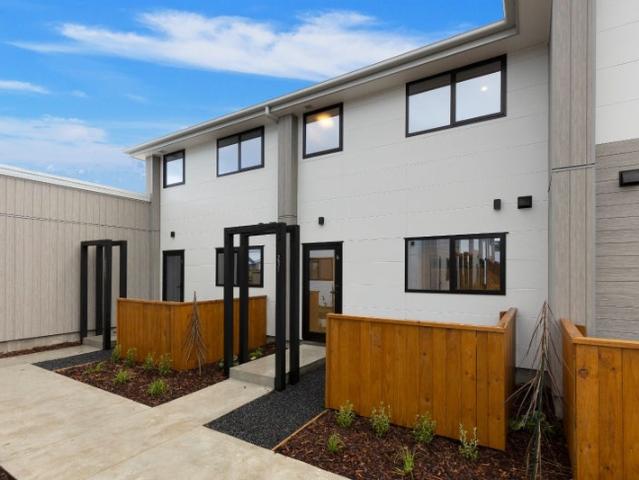 House for rent in Chaslands, Canterbury
