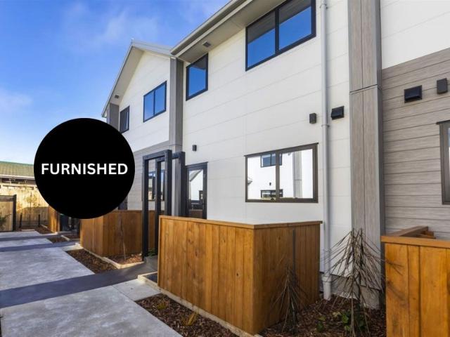 House for rent in Chaslands, Canterbury