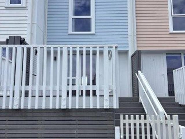 House for rent in Chaslands, Canterbury