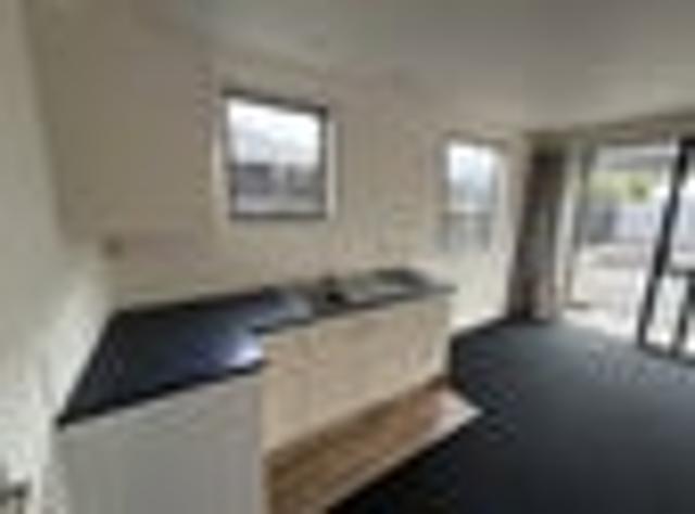 Apartment for rent in Chaslands, Canterbury