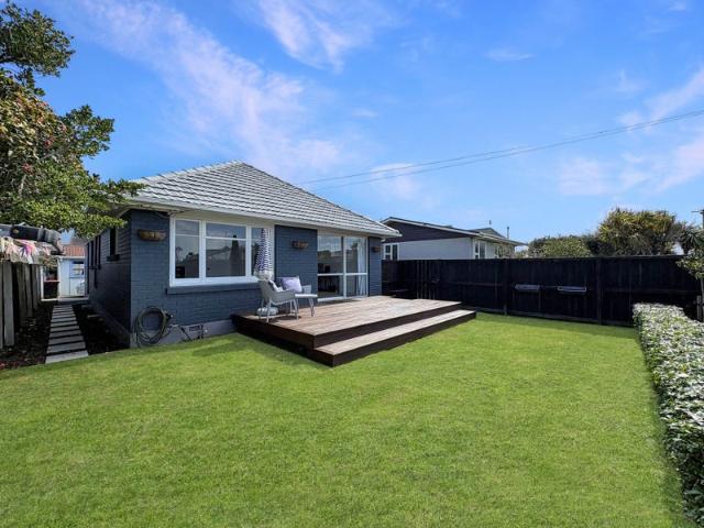 House for rent in Chaslands, Canterbury