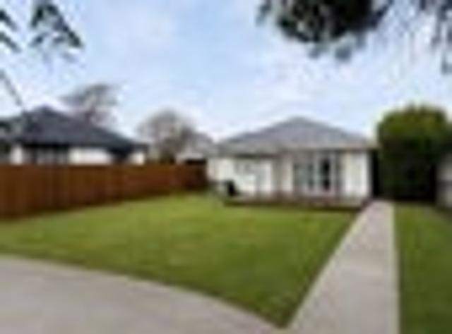 Apartment for rent in Chaslands, Canterbury