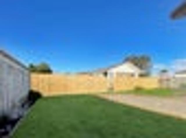 House for rent in Chaslands, Canterbury