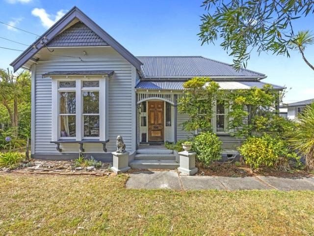 House for rent in Chaslands, Canterbury