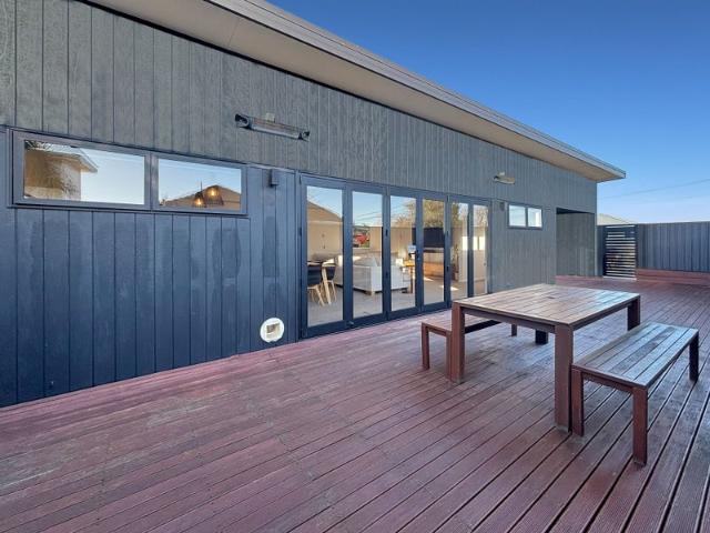 House for rent in Chaslands, Canterbury