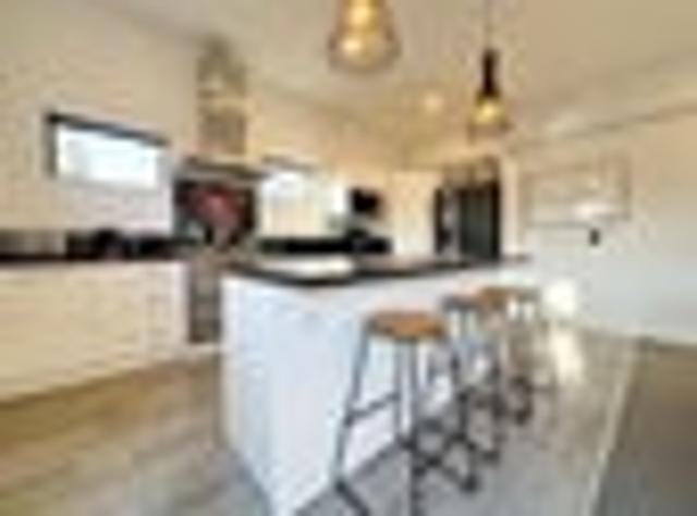 House for rent in Chaslands, Canterbury