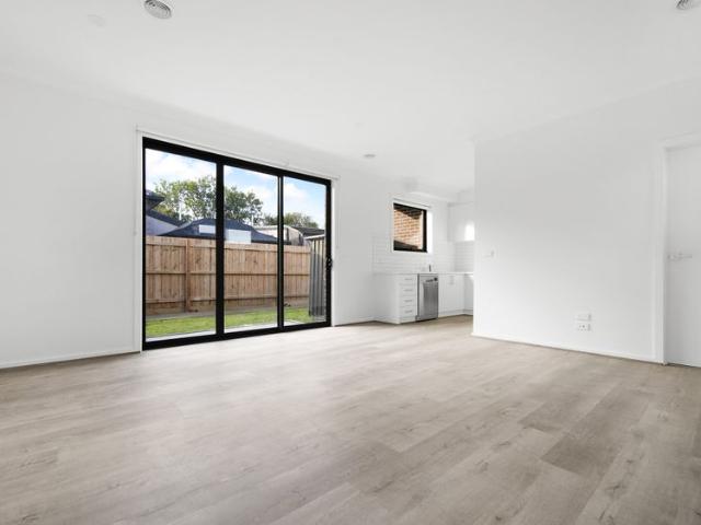 Townhouse for rent in Camerons Creek, Victoria