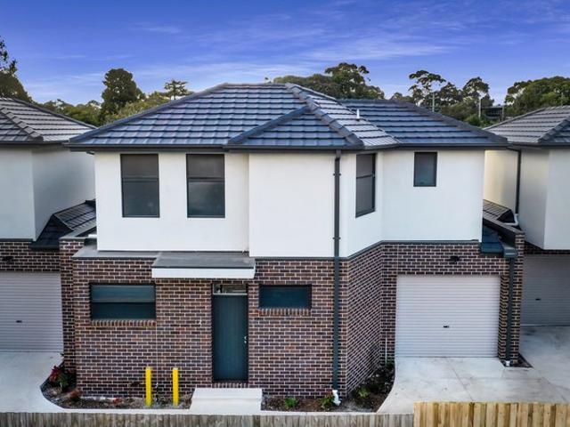 Townhouse for rent in Camerons Creek, Victoria