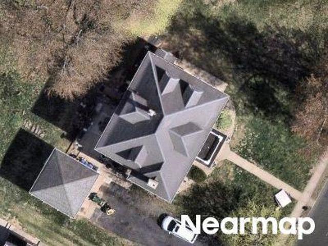 House for sale in Hartford
