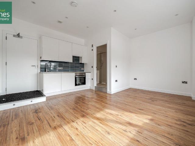 Studio for rent in West Worthing, Worthing