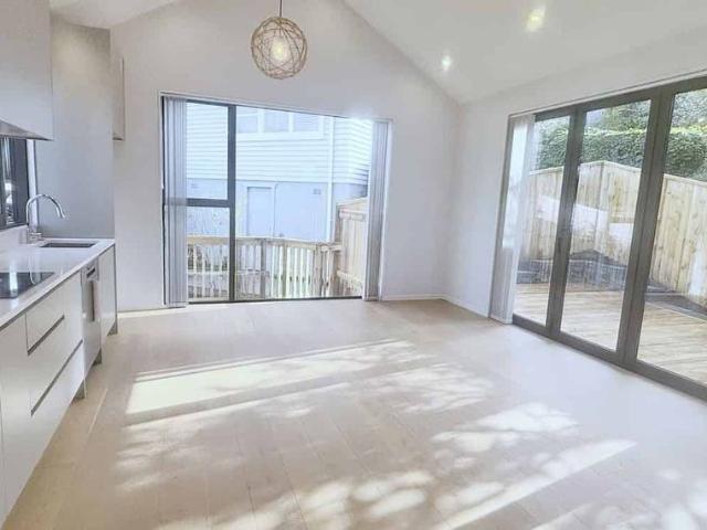 House for rent in Wairau Valley