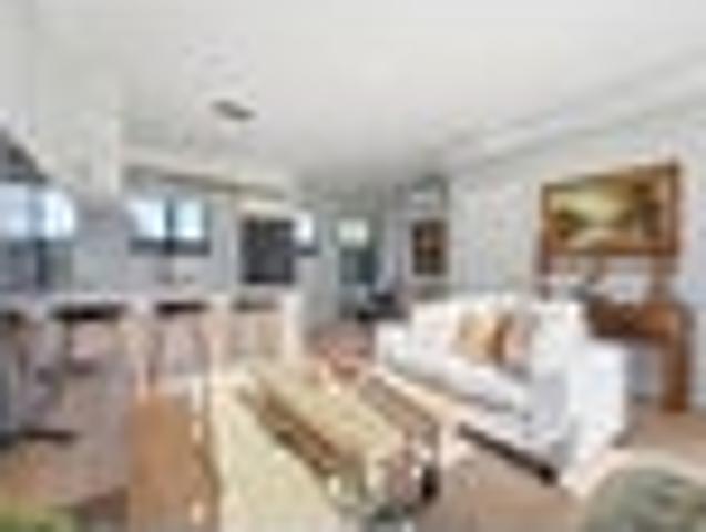 House for sale in Oroua County