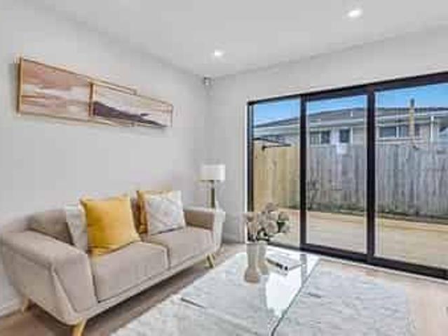 Townhouse for rent in Manurewa, Oroua County