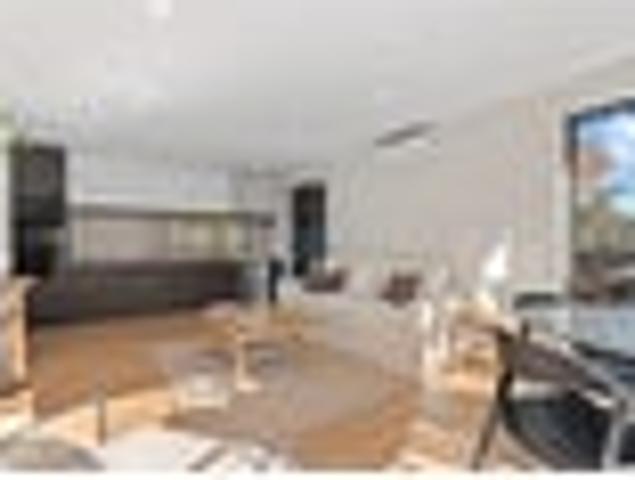 Townhouse for sale in Heathcote, Canterbury